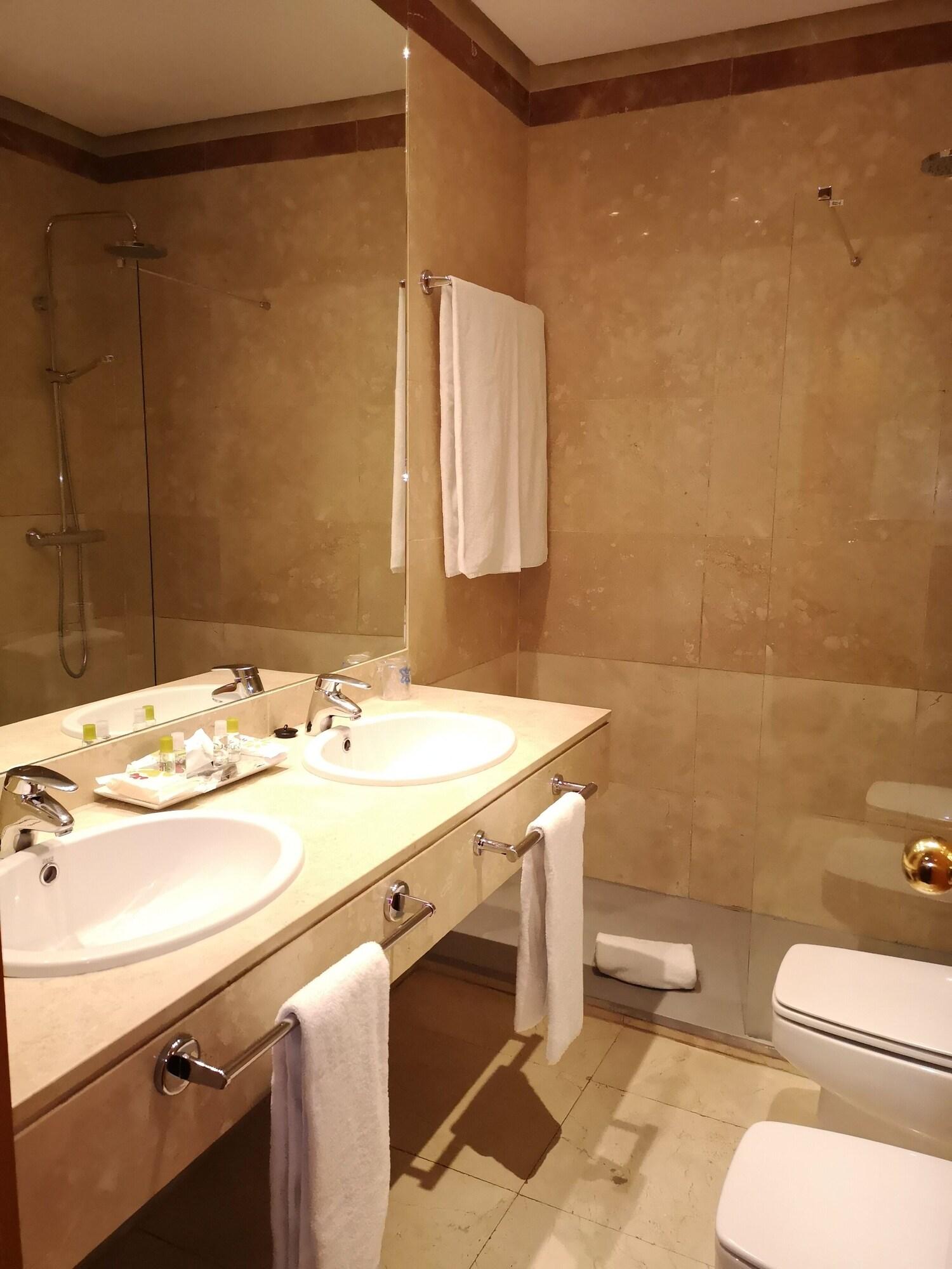 Suite Prado Madrid Eksteriør billede